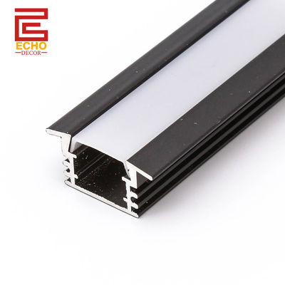 جودة  Flexible Alu LED Profile U Channel Black LED Strip Profile For Housing Decoration مصنع